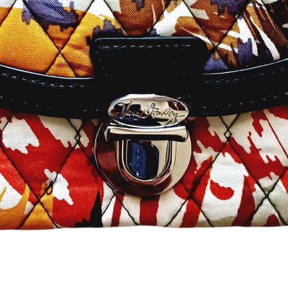 NWT Vera Bradley Ultimate Wristlet Wallet - Painted Feathers (Retired) Versatile - Picture 3 of 15